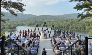 Lakeside Wedding Venues for Summer Ceremony